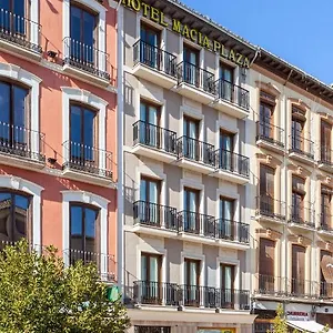 2* Otel Macia Plaza